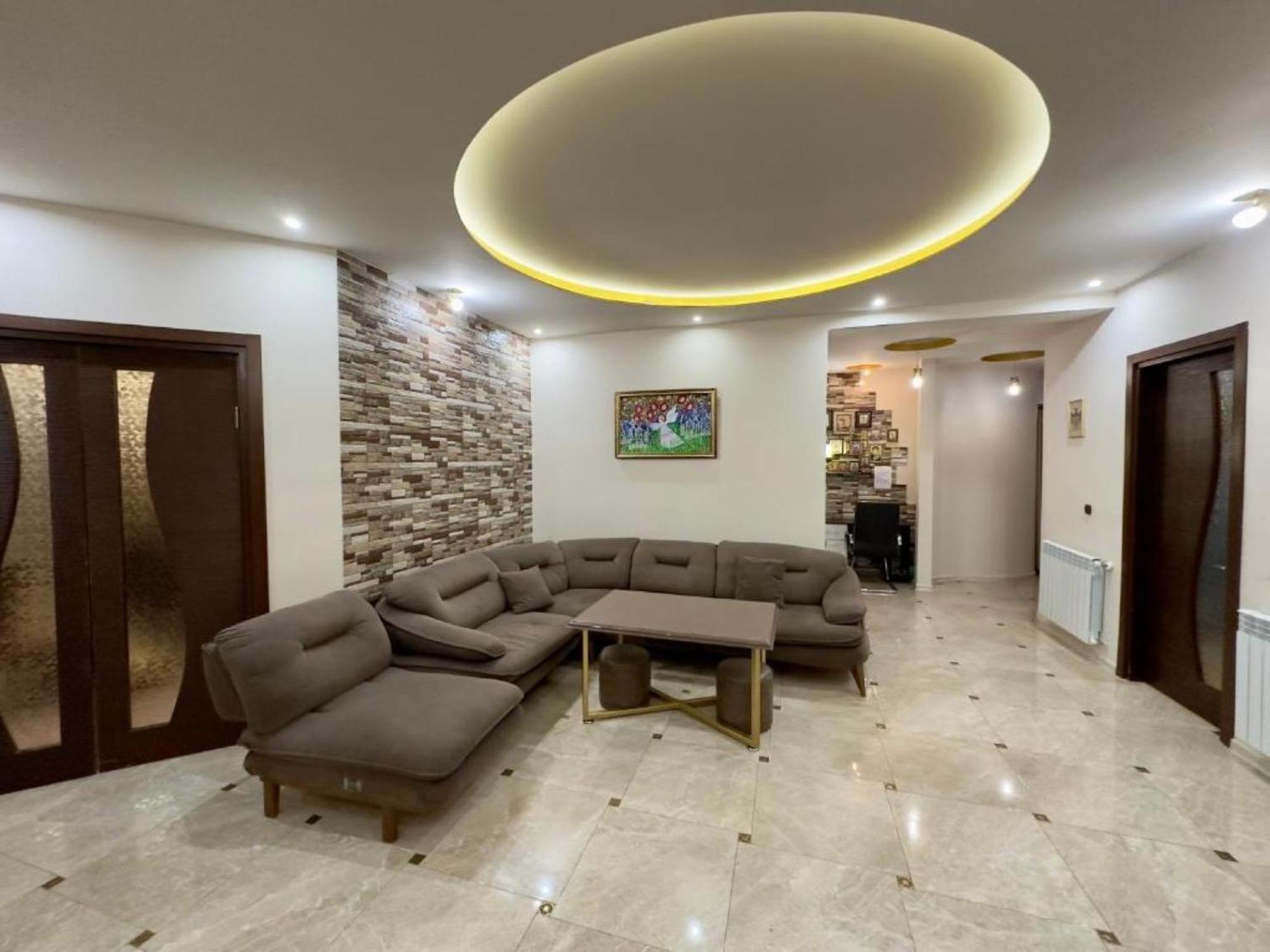 Grand Home Μπατούμι Δωμάτιο φωτογραφία