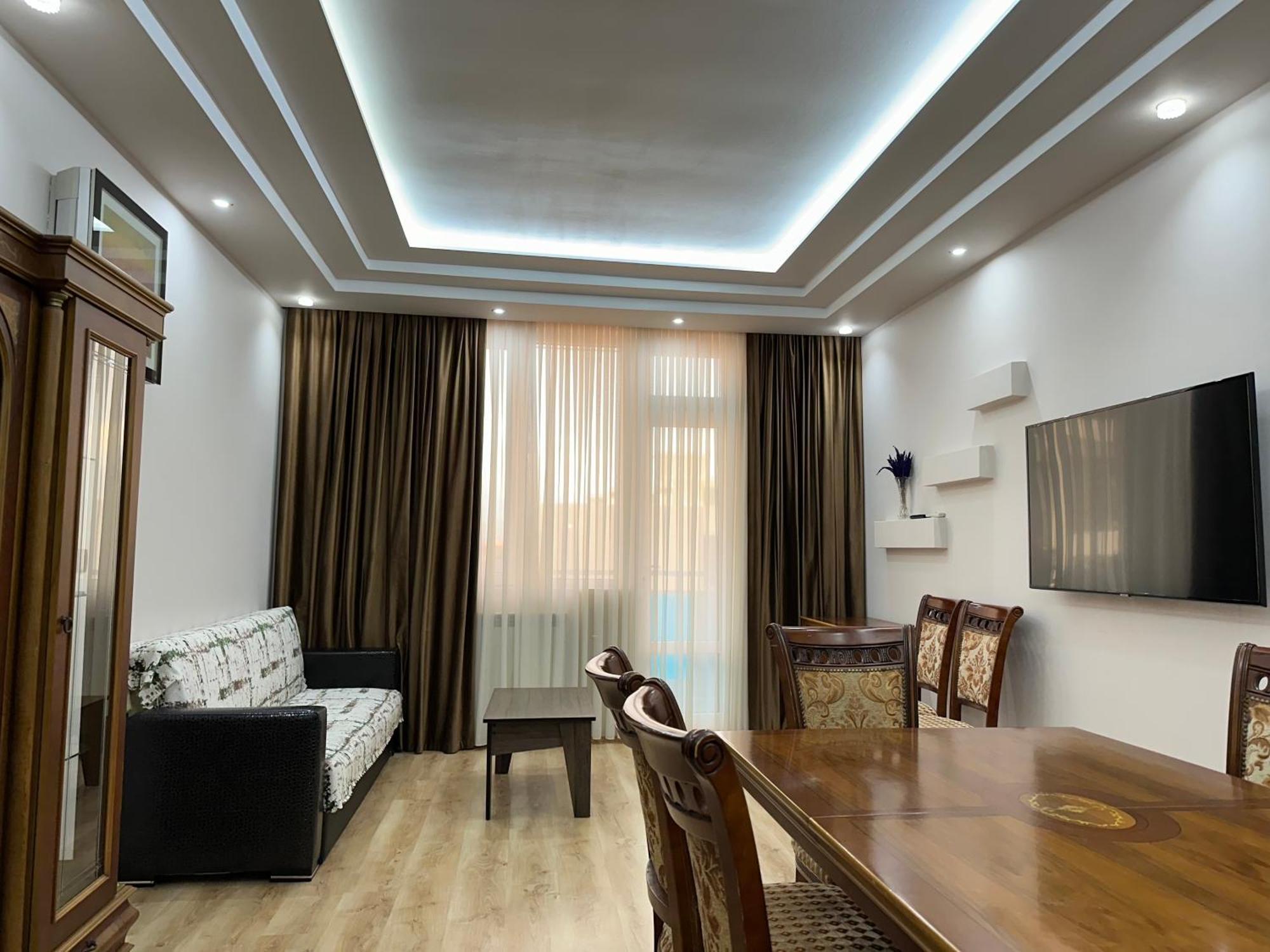 Grand Home Μπατούμι Δωμάτιο φωτογραφία