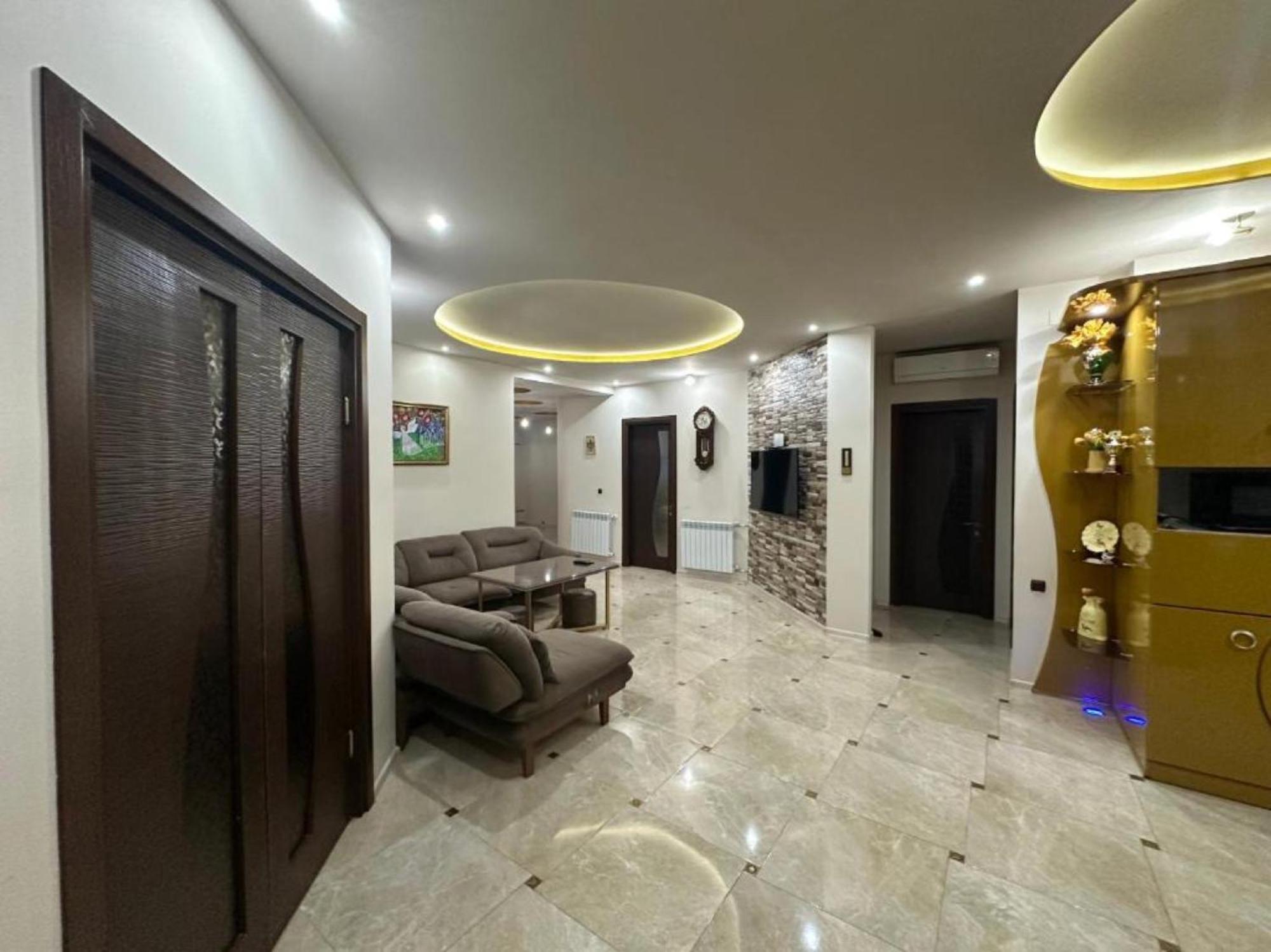 Grand Home Μπατούμι Δωμάτιο φωτογραφία